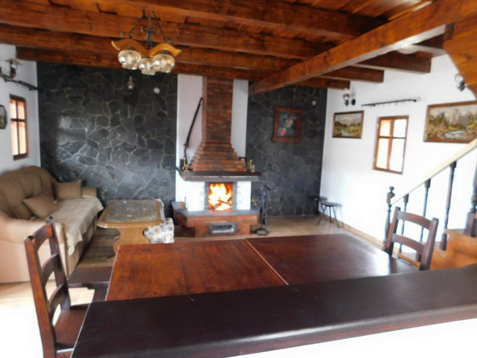 casa traditionala din lemn Suceava, Vatra Dornei